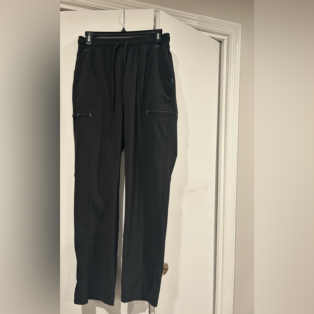Scrub pants black